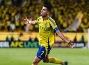  C罗复出首秀出彩，洛杉矶湖人主场爆冷那不勒斯，豪取9连胜